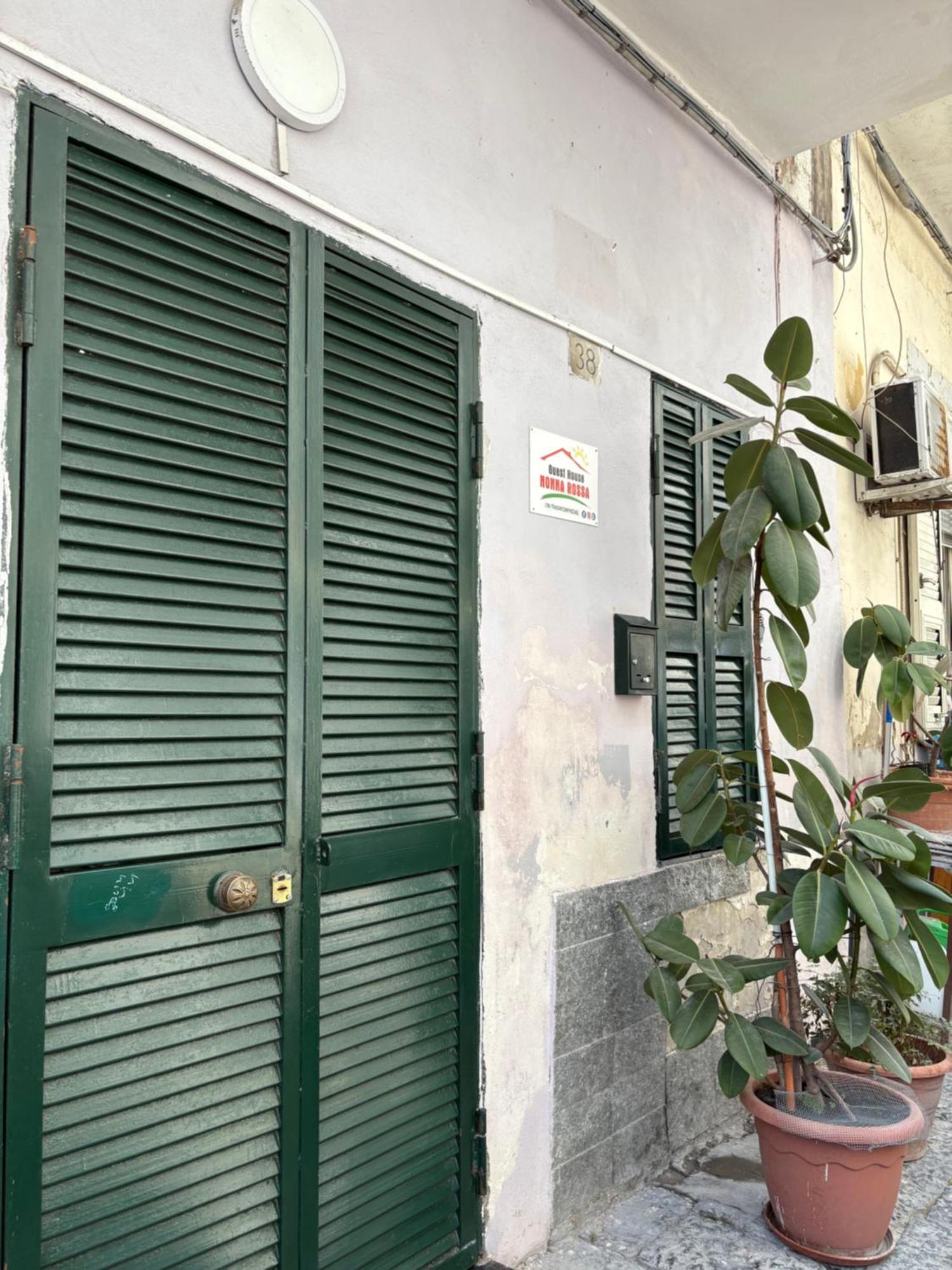 Guest House “Nonna Rossa” Neapel Exterior foto
